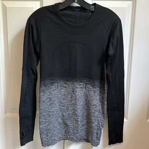 Lululemon black and gray long sleeve swiftly tech